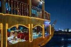 DUBAI-CITY-TOUR-DESERT-SAFARI-DHOW-CRUISE-DINNER-2